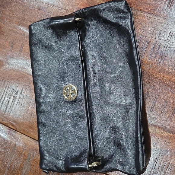 Tory Burch Handbags - Tory Burch Black Leather Clutch Bag